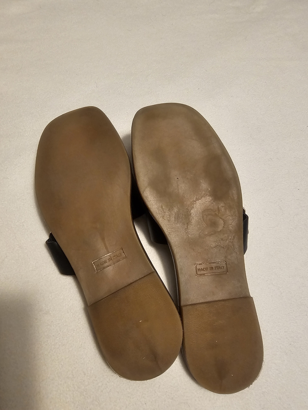COACH AND FOUR Black Slide Womens Sandals with Gold Accents. SIZE 8.5 - Picture 9 of 14